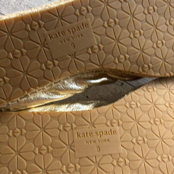 KATE SPADE Gold Metallic
Women's Clubhouse Espadrille Flats size 9 - Picture 9 of 9